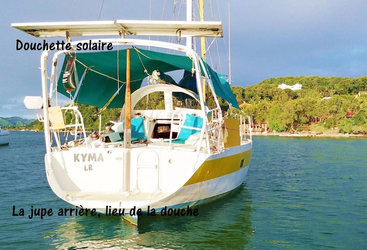 Botel Hotel Bateau Kyma Sainte-Anne