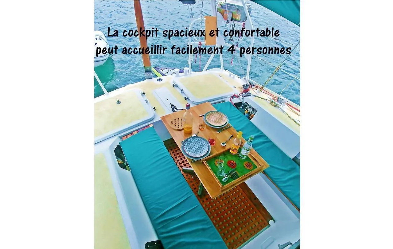 Hotel Bateau Kyma Sainte-Anne